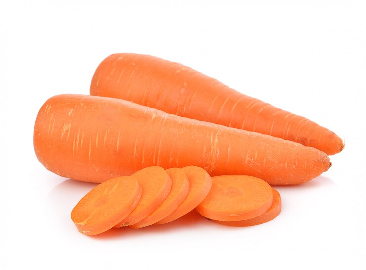 carrot-white-space_55883-6450